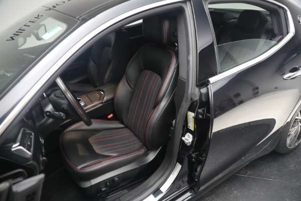 Used 2019 Maserati Ghibli S Q4 GranLusso for sale $41,900 at Rolls-Royce Motor Cars Greenwich in Greenwich CT 06830 21