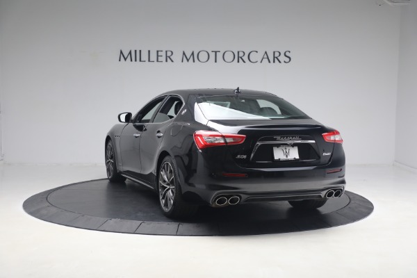 Used 2019 Maserati Ghibli S Q4 GranLusso for sale Sold at Rolls-Royce Motor Cars Greenwich in Greenwich CT 06830 8