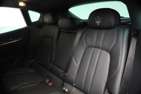 New 2020 Maserati Levante S Q4 GranSport for sale $102,285 at Rolls-Royce Motor Cars Greenwich in Greenwich CT 06830 18