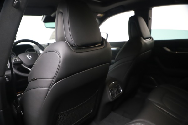 New 2020 Maserati Levante S Q4 GranSport for sale $102,285 at Rolls-Royce Motor Cars Greenwich in Greenwich CT 06830 20