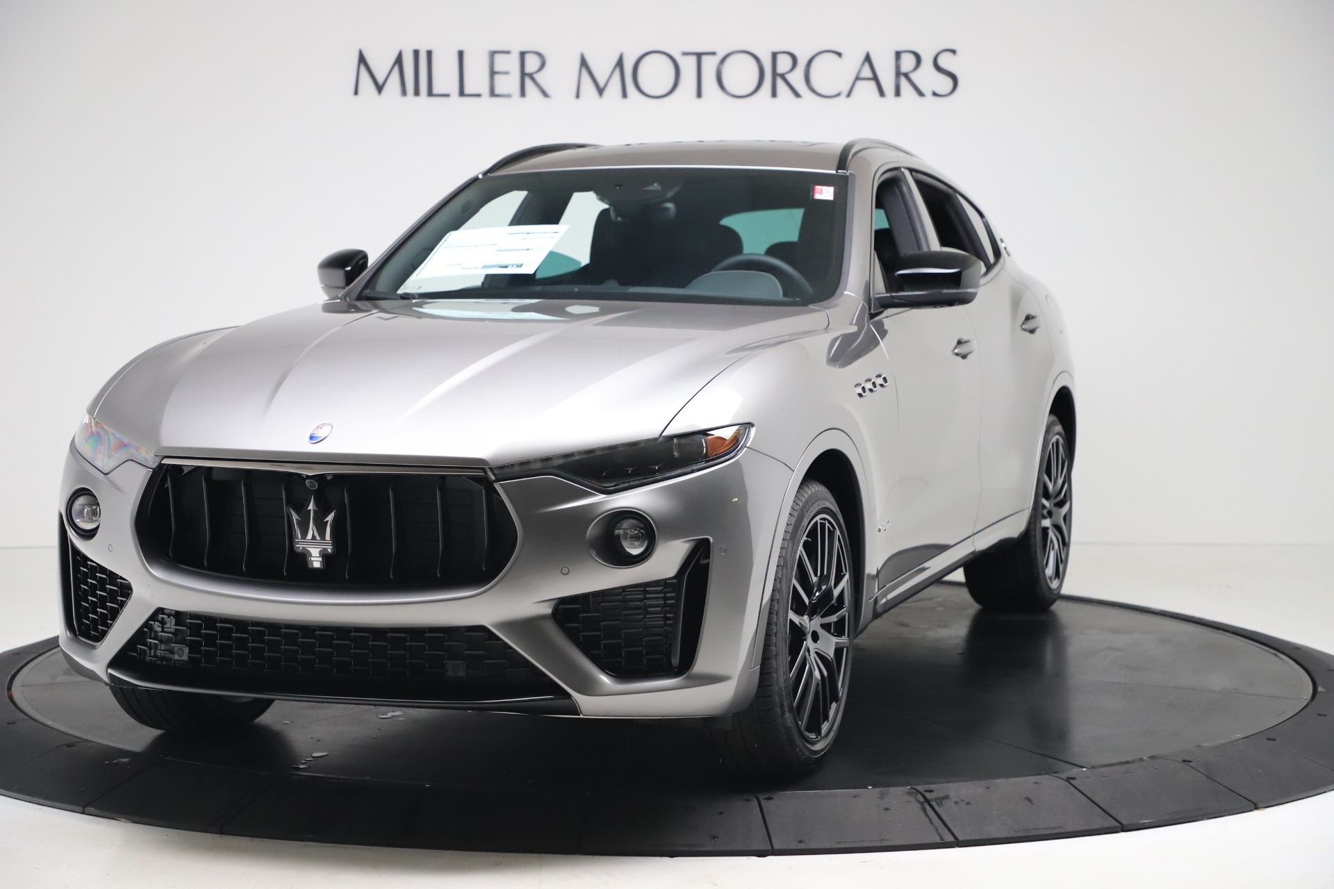 New 2020 Maserati Levante S Q4 GranSport for sale $102,285 at Rolls-Royce Motor Cars Greenwich in Greenwich CT 06830 1