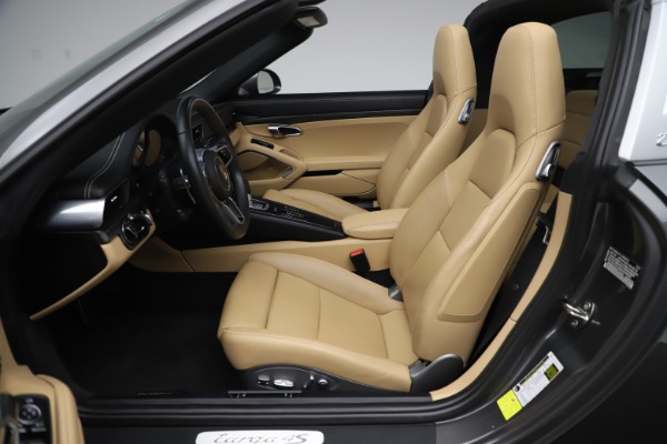 Used 2017 Porsche 911 Targa 4S for sale Sold at Rolls-Royce Motor Cars Greenwich in Greenwich CT 06830 24