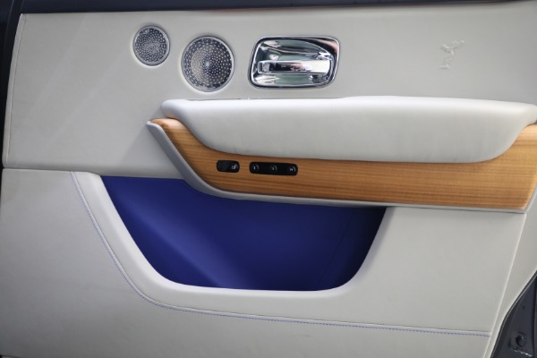 Used 2019 Rolls-Royce Cullinan for sale $299,900 at Rolls-Royce Motor Cars Greenwich in Greenwich CT 06830 18