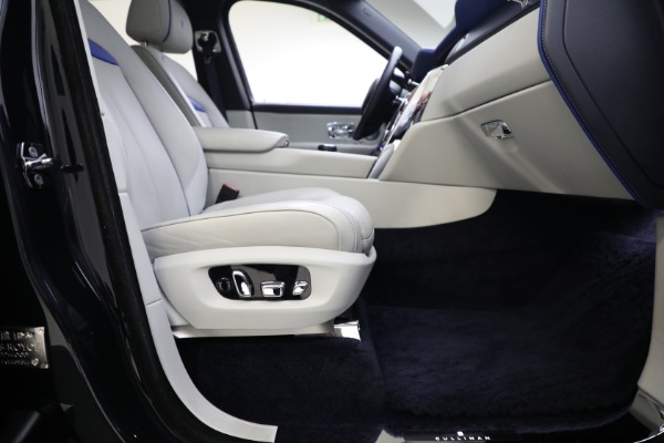 Used 2019 Rolls-Royce Cullinan for sale $299,900 at Rolls-Royce Motor Cars Greenwich in Greenwich CT 06830 20