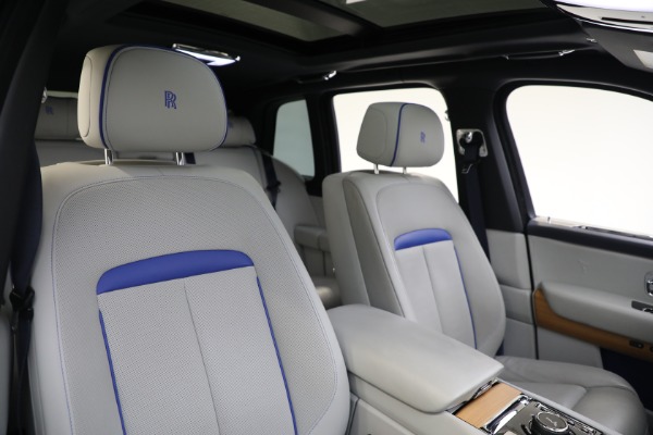 Used 2019 Rolls-Royce Cullinan for sale $299,900 at Rolls-Royce Motor Cars Greenwich in Greenwich CT 06830 21