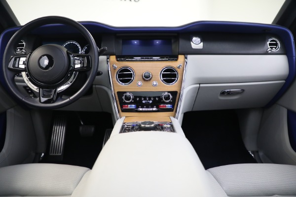 Used 2019 Rolls-Royce Cullinan for sale $299,900 at Rolls-Royce Motor Cars Greenwich in Greenwich CT 06830 4