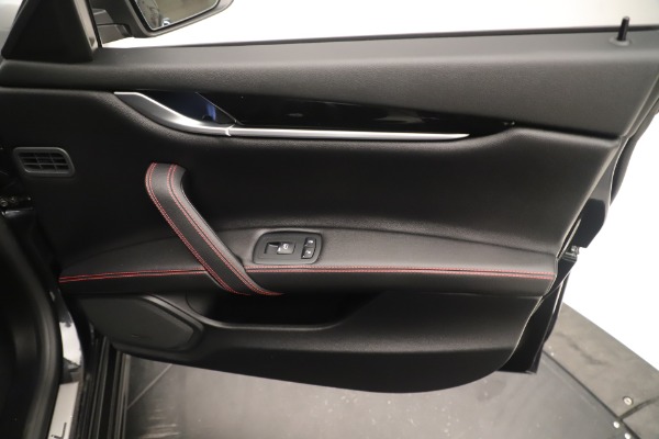New 2020 Maserati Ghibli S Q4 GranSport for sale Sold at Rolls-Royce Motor Cars Greenwich in Greenwich CT 06830 25