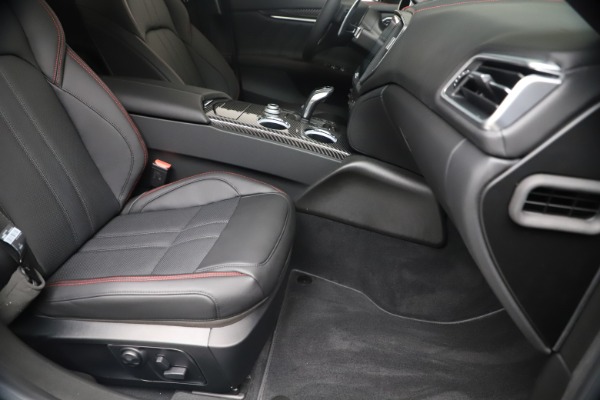 New 2020 Maserati Ghibli S Q4 GranSport for sale Sold at Rolls-Royce Motor Cars Greenwich in Greenwich CT 06830 23