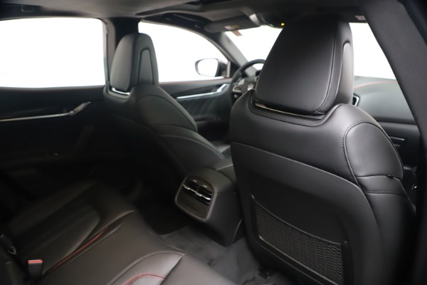 New 2020 Maserati Ghibli S Q4 GranSport for sale Sold at Rolls-Royce Motor Cars Greenwich in Greenwich CT 06830 27