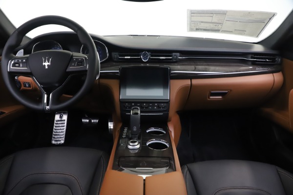 New 2020 Maserati Quattroporte S Q4 GranLusso for sale Sold at Rolls-Royce Motor Cars Greenwich in Greenwich CT 06830 16