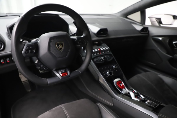 Used 2017 Lamborghini Huracan LP 580-2 for sale Sold at Rolls-Royce Motor Cars Greenwich in Greenwich CT 06830 13