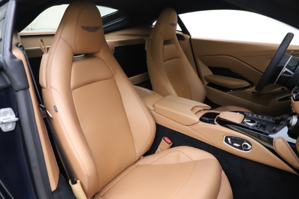 New 2020 Aston Martin Vantage Coupe for sale $174,731 at Rolls-Royce Motor Cars Greenwich in Greenwich CT 06830 19