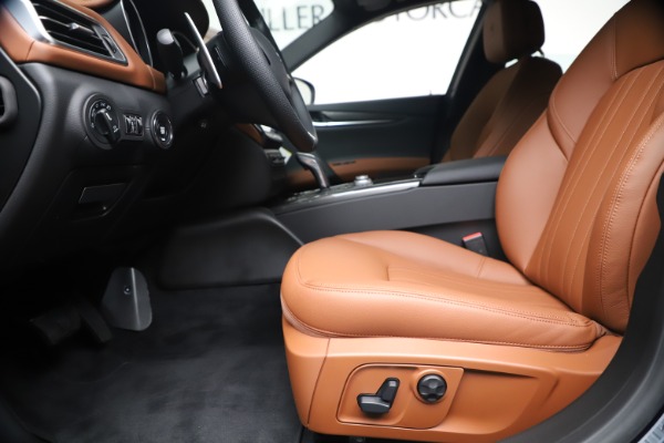 New 2020 Maserati Ghibli S Q4 for sale Sold at Rolls-Royce Motor Cars Greenwich in Greenwich CT 06830 14