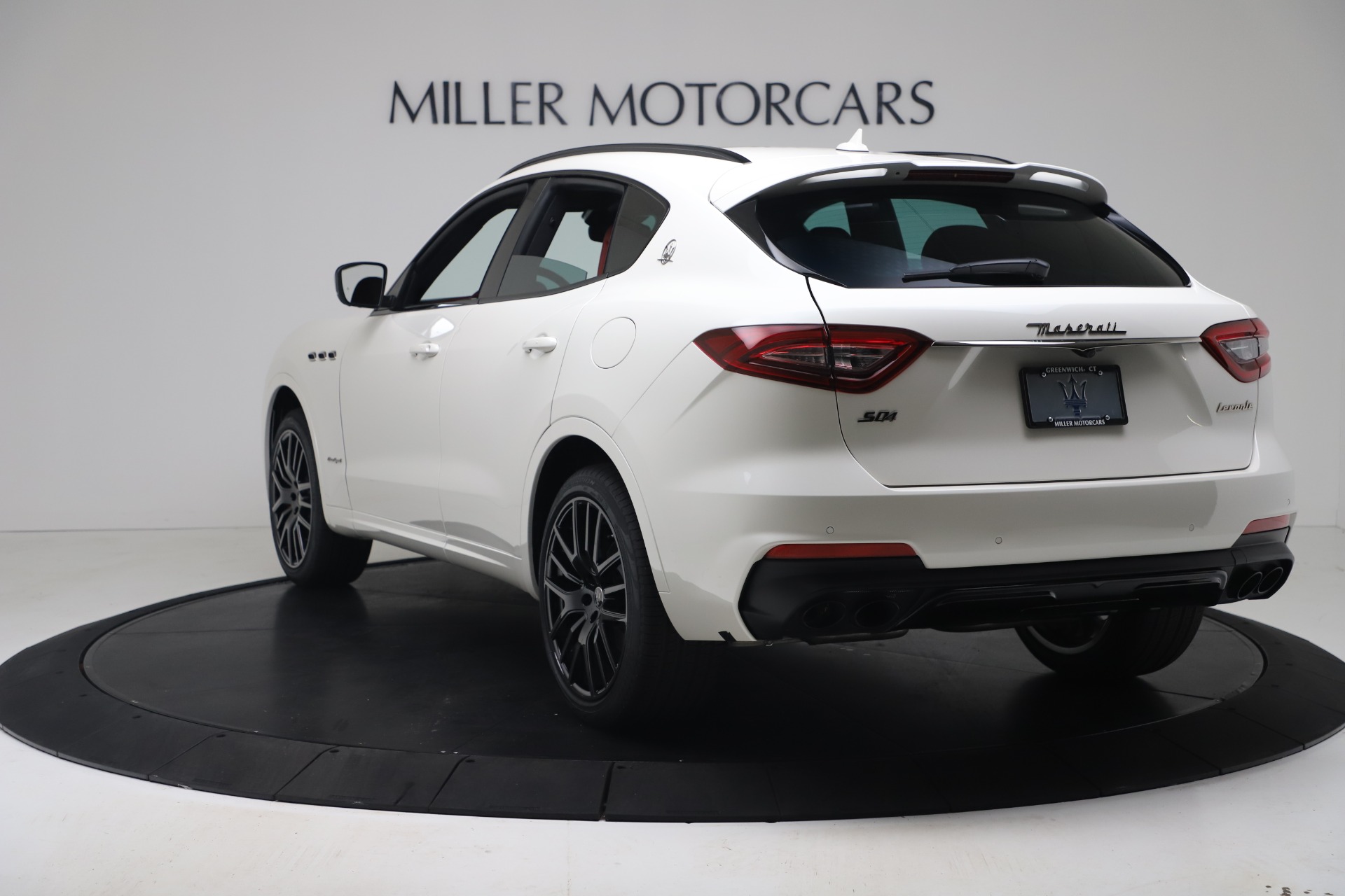 New 2020 Maserati Levante S Q4 GranSport for sale Sold at Rolls-Royce Motor Cars Greenwich in Greenwich CT 06830 5