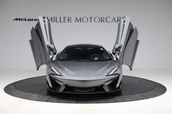 Used 2017 McLaren 570GT for sale Sold at Rolls-Royce Motor Cars Greenwich in Greenwich CT 06830 7