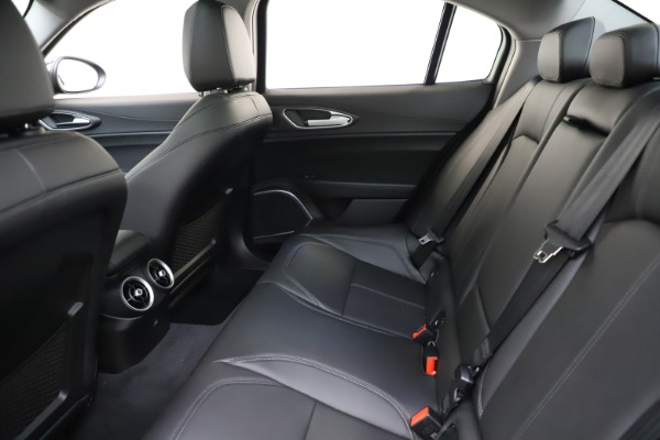 New 2020 Alfa Romeo Giulia Ti Q4 for sale Sold at Rolls-Royce Motor Cars Greenwich in Greenwich CT 06830 19