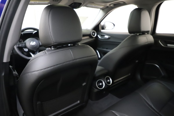 New 2020 Alfa Romeo Giulia Ti Q4 for sale Sold at Rolls-Royce Motor Cars Greenwich in Greenwich CT 06830 20