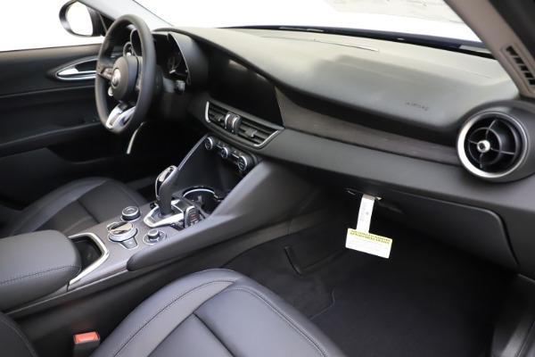 New 2020 Alfa Romeo Giulia Ti Q4 for sale Sold at Rolls-Royce Motor Cars Greenwich in Greenwich CT 06830 22