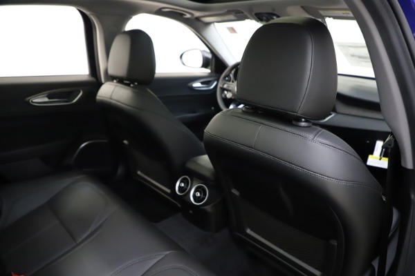 New 2020 Alfa Romeo Giulia Ti Q4 for sale Sold at Rolls-Royce Motor Cars Greenwich in Greenwich CT 06830 28