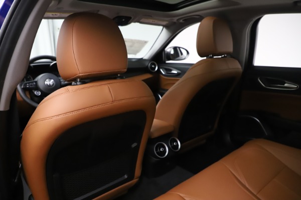 New 2020 Alfa Romeo Giulia Ti Q4 for sale Sold at Rolls-Royce Motor Cars Greenwich in Greenwich CT 06830 20