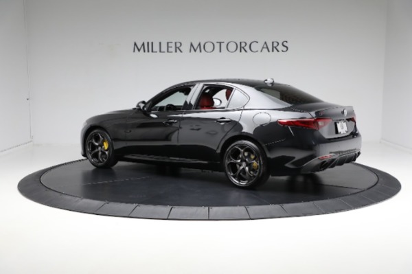 Used 2021 Alfa Romeo Giulia Veloce for sale Sold at Rolls-Royce Motor Cars Greenwich in Greenwich CT 06830 9