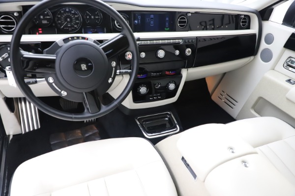 Used 2013 Rolls-Royce Phantom for sale Sold at Rolls-Royce Motor Cars Greenwich in Greenwich CT 06830 12