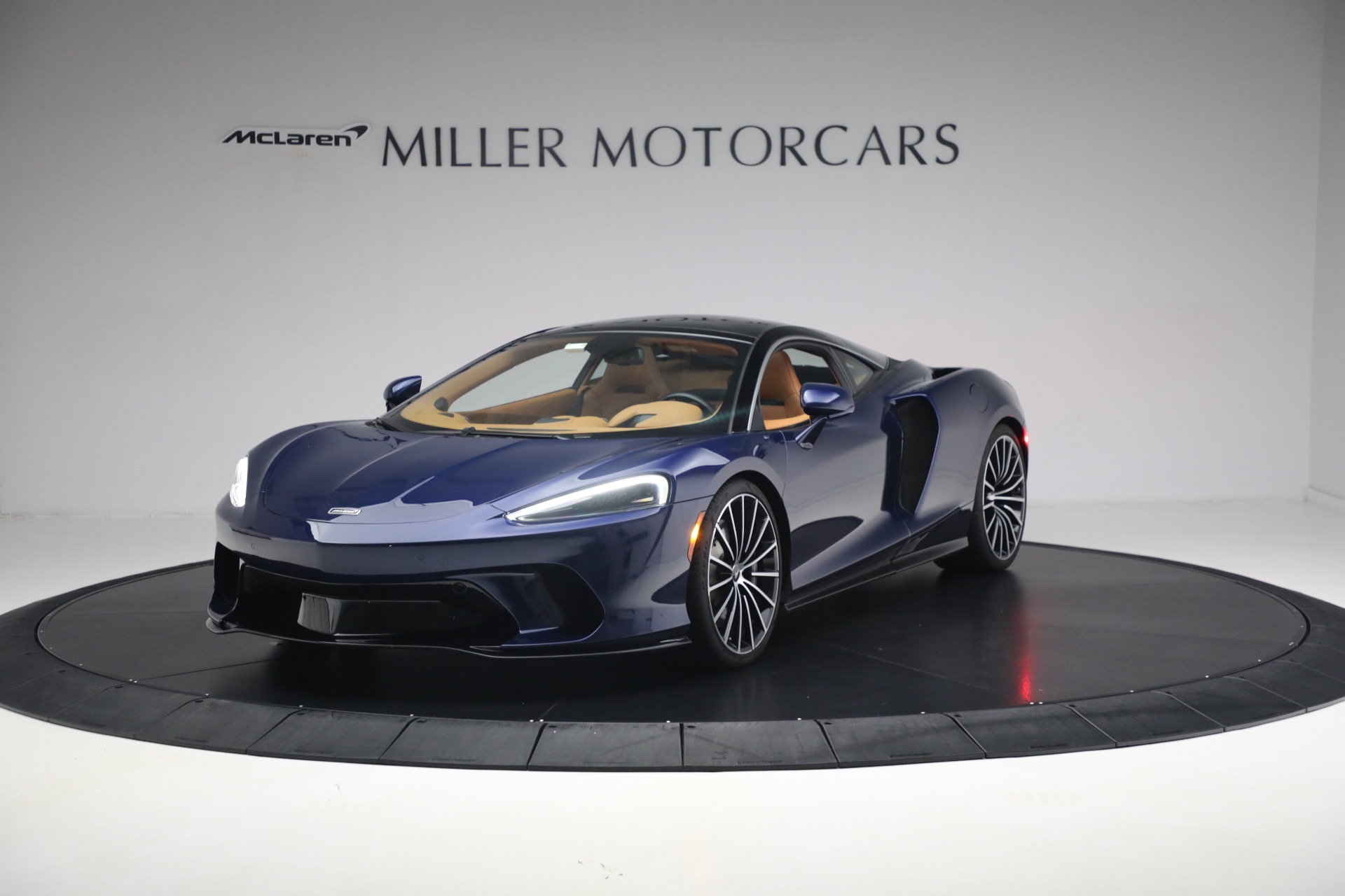 Used 2020 McLaren GT Luxe for sale Sold at Rolls-Royce Motor Cars Greenwich in Greenwich CT 06830 1