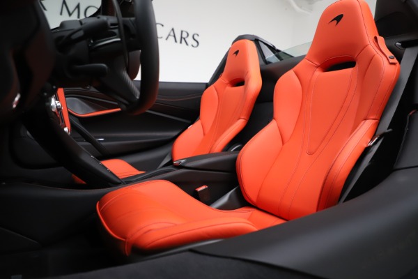 New 2020 McLaren 720S Spider Performance for sale Sold at Rolls-Royce Motor Cars Greenwich in Greenwich CT 06830 21