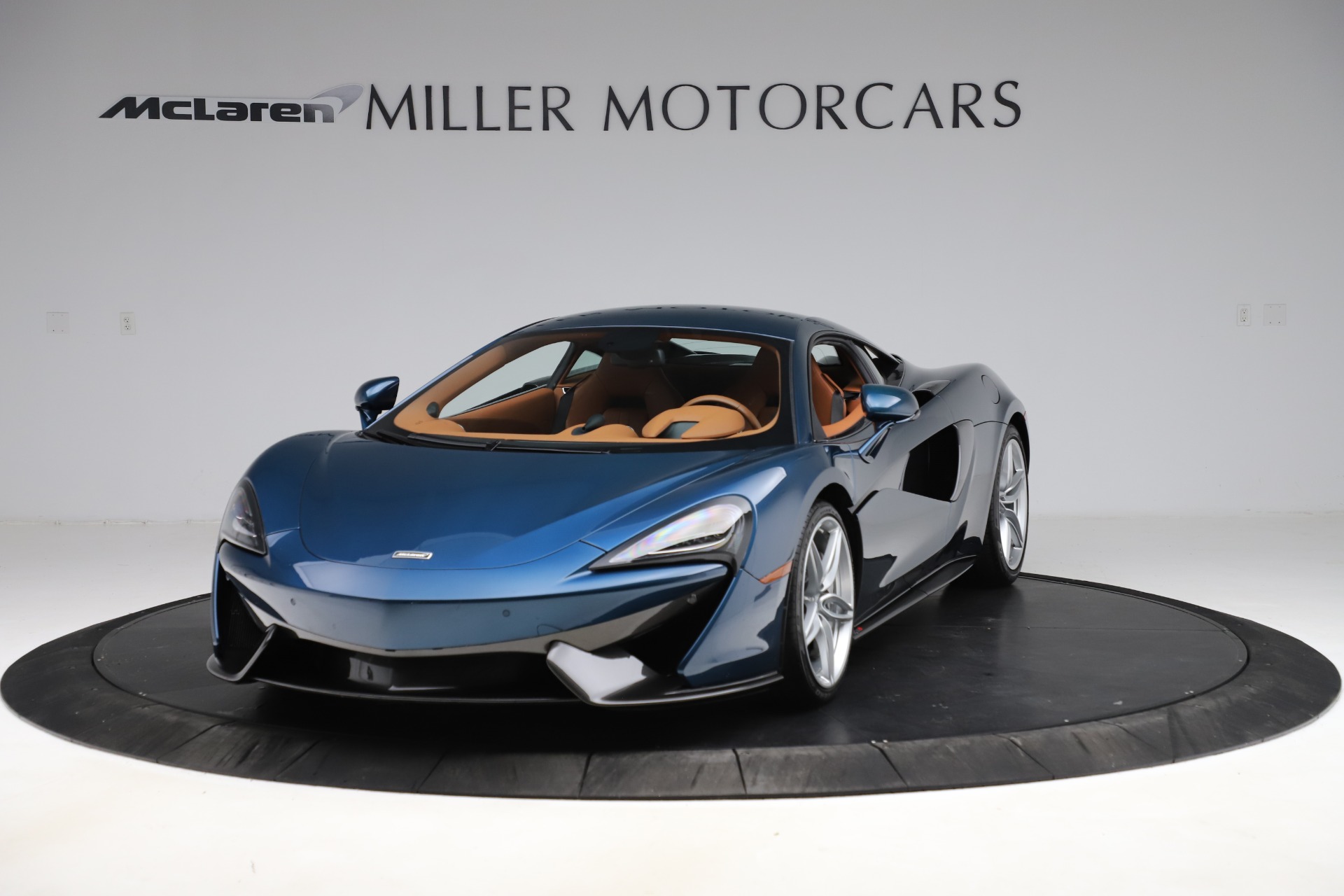 Used 2017 McLaren 570S for sale Sold at Rolls-Royce Motor Cars Greenwich in Greenwich CT 06830 1