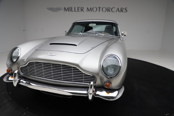 Used 1964 Aston Martin DB5 for sale Sold at Rolls-Royce Motor Cars Greenwich in Greenwich CT 06830 13