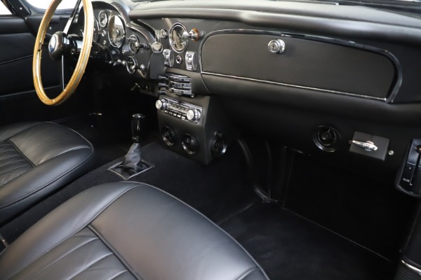 Used 1964 Aston Martin DB5 for sale Sold at Rolls-Royce Motor Cars Greenwich in Greenwich CT 06830 26