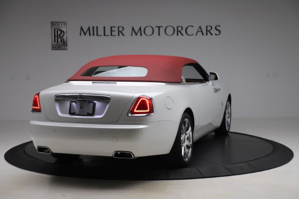 Used 2016 Rolls-Royce Dawn for sale Sold at Rolls-Royce Motor Cars Greenwich in Greenwich CT 06830 16