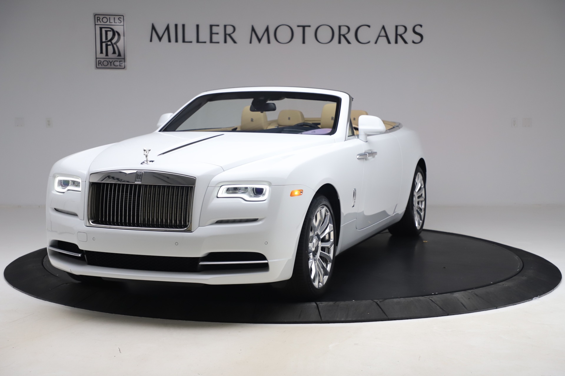 New 2020 Rolls-Royce Dawn for sale Sold at Rolls-Royce Motor Cars Greenwich in Greenwich CT 06830 1