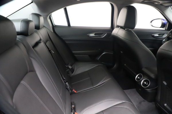 New 2020 Alfa Romeo Giulia Ti Q4 for sale Sold at Rolls-Royce Motor Cars Greenwich in Greenwich CT 06830 27