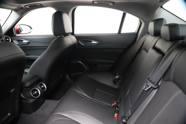 New 2020 Alfa Romeo Giulia Ti Q4 for sale Sold at Rolls-Royce Motor Cars Greenwich in Greenwich CT 06830 18
