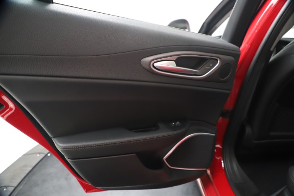 New 2020 Alfa Romeo Giulia Ti Q4 for sale Sold at Rolls-Royce Motor Cars Greenwich in Greenwich CT 06830 20