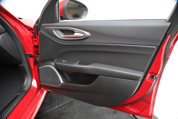 New 2020 Alfa Romeo Giulia Ti Q4 for sale Sold at Rolls-Royce Motor Cars Greenwich in Greenwich CT 06830 24