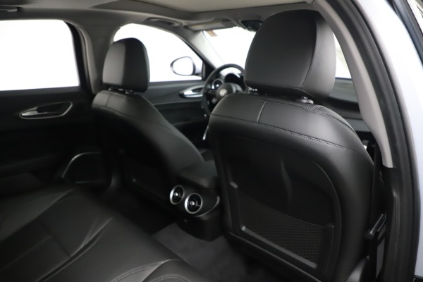 New 2020 Alfa Romeo Giulia Ti Q4 for sale Sold at Rolls-Royce Motor Cars Greenwich in Greenwich CT 06830 28