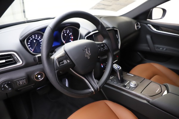New 2020 Maserati Ghibli S Q4 for sale Sold at Rolls-Royce Motor Cars Greenwich in Greenwich CT 06830 13