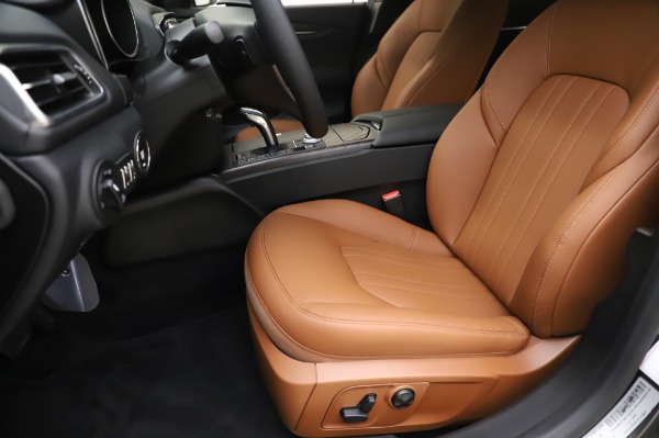 New 2020 Maserati Ghibli S Q4 for sale Sold at Rolls-Royce Motor Cars Greenwich in Greenwich CT 06830 15