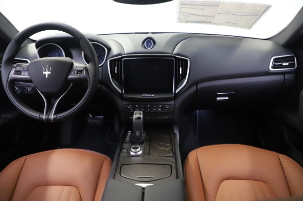 New 2020 Maserati Ghibli S Q4 for sale Sold at Rolls-Royce Motor Cars Greenwich in Greenwich CT 06830 16