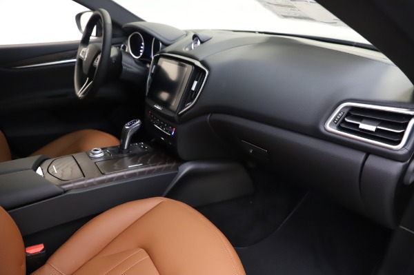 New 2020 Maserati Ghibli S Q4 for sale Sold at Rolls-Royce Motor Cars Greenwich in Greenwich CT 06830 22