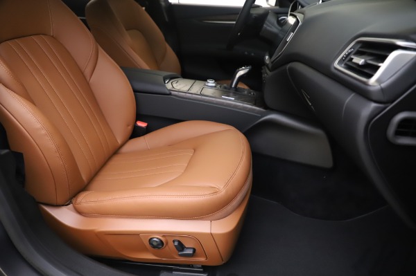 New 2020 Maserati Ghibli S Q4 for sale Sold at Rolls-Royce Motor Cars Greenwich in Greenwich CT 06830 24