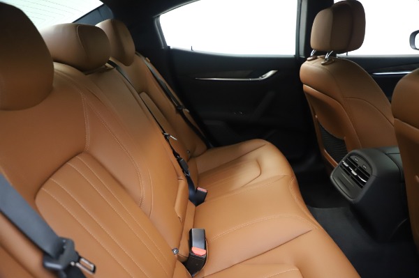 New 2020 Maserati Ghibli S Q4 for sale Sold at Rolls-Royce Motor Cars Greenwich in Greenwich CT 06830 27