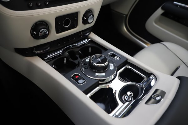 Used 2017 Rolls-Royce Dawn for sale Sold at Rolls-Royce Motor Cars Greenwich in Greenwich CT 06830 25