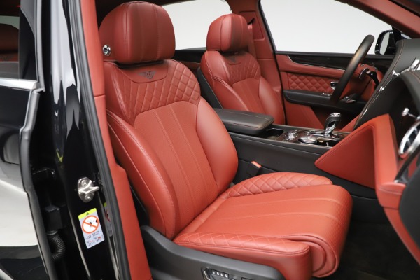 Used 2017 Bentley Bentayga W12 for sale $145,900 at Rolls-Royce Motor Cars Greenwich in Greenwich CT 06830 27
