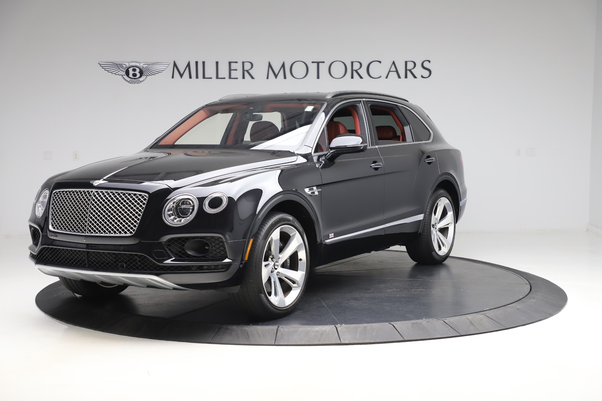 Used 2017 Bentley Bentayga W12 for sale $145,900 at Rolls-Royce Motor Cars Greenwich in Greenwich CT 06830 1