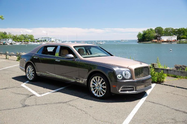 Used 2017 Bentley Mulsanne EWB for sale Sold at Rolls-Royce Motor Cars Greenwich in Greenwich CT 06830 10