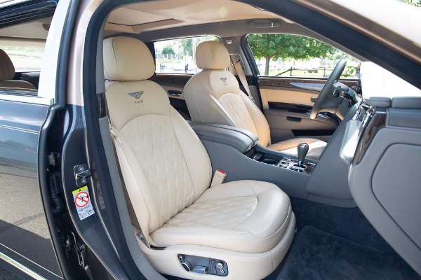 Used 2017 Bentley Mulsanne EWB for sale Sold at Rolls-Royce Motor Cars Greenwich in Greenwich CT 06830 25