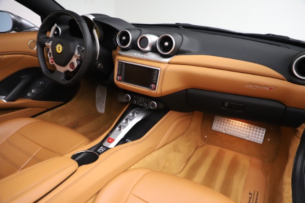 Used 2017 Ferrari California T for sale Sold at Rolls-Royce Motor Cars Greenwich in Greenwich CT 06830 24